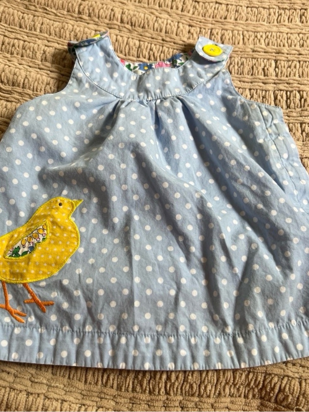 Baby boden jumper 12-18 monthe. Baby chick applique